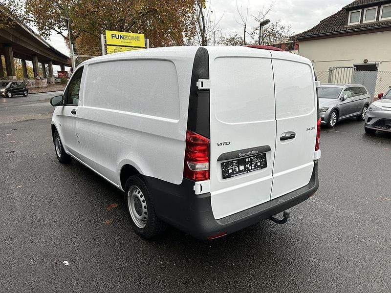 Gebraucht Mercedes Vito 136 PS (100 kW) 2019 Weiß Van