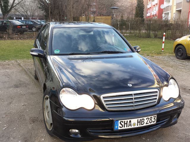 Gebraucht Mercedes C200 185 PS (136 kW) 2005 Schwarz Limousine