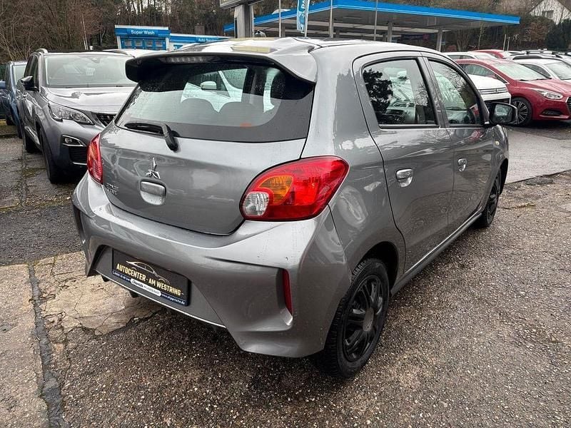 Gebraucht Mitsubishi Space Star Spirit 71 PS (52 kW) 2021 Grau Limousine