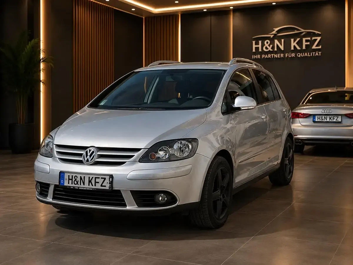 Usata VW Golf VI 105 CV (77 kW) 2008 Argento Utilitaria