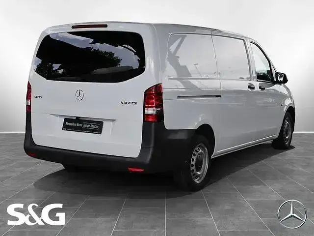 Gebraucht Mercedes Vito 136 PS (100 kW) 2021 Arktikweiß Van