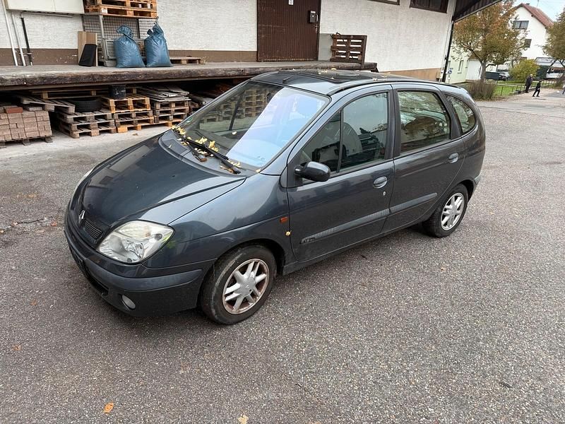 Gebraucht Renault Scénic 116 PS (85 kW) 2001 Van / Kleinbus