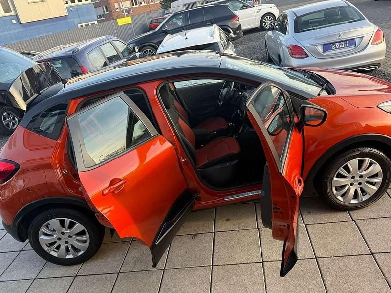 Gebraucht Renault Captur Dynamique 120 PS (88 kW) 2014 Orange enz + schwarz gne SUV