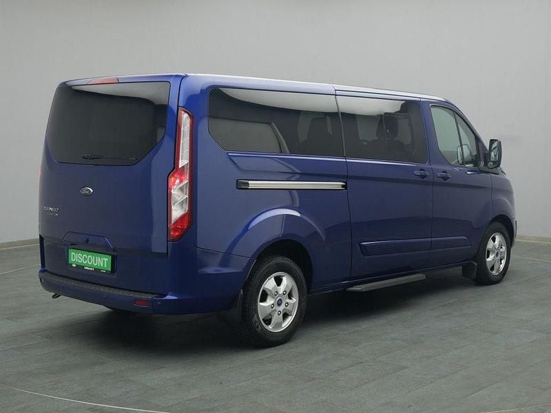 Gebraucht Ford Tourneo Titanium 170 PS (125 kW) 2017 Blau Kombi