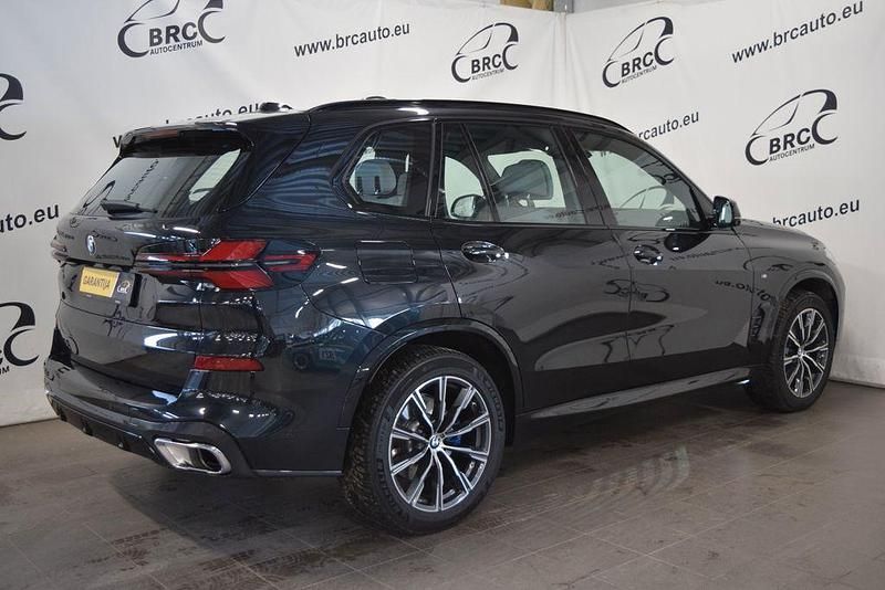 Gebraucht BMW X5 M Sport 286 PS (210 kW) 2024 Schwarz SUV