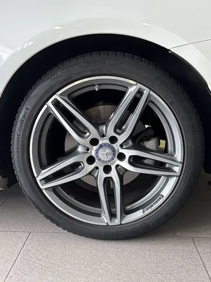 Usata Mercedes E350 AMG 286 CV (210 kW) 2019 Bianco Coupé