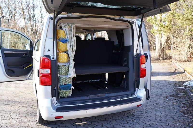 Gebraucht Citroën Spacetourer 150 PS (110 kW) 2019 Silber Van / Kleinbus