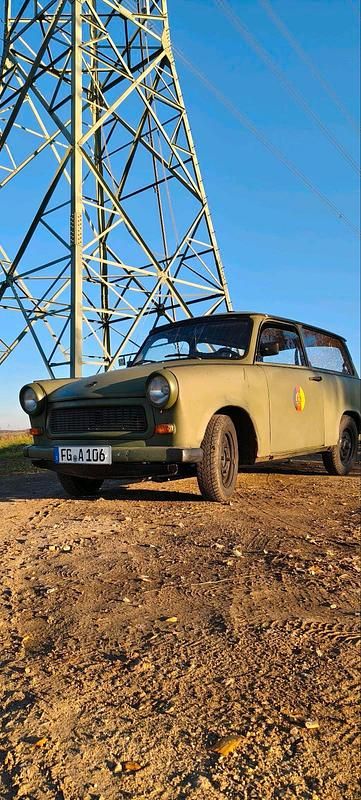 Grün Gebraucht 1984 Trabant 601 Kombi | 7.500 € - Bild 1/4