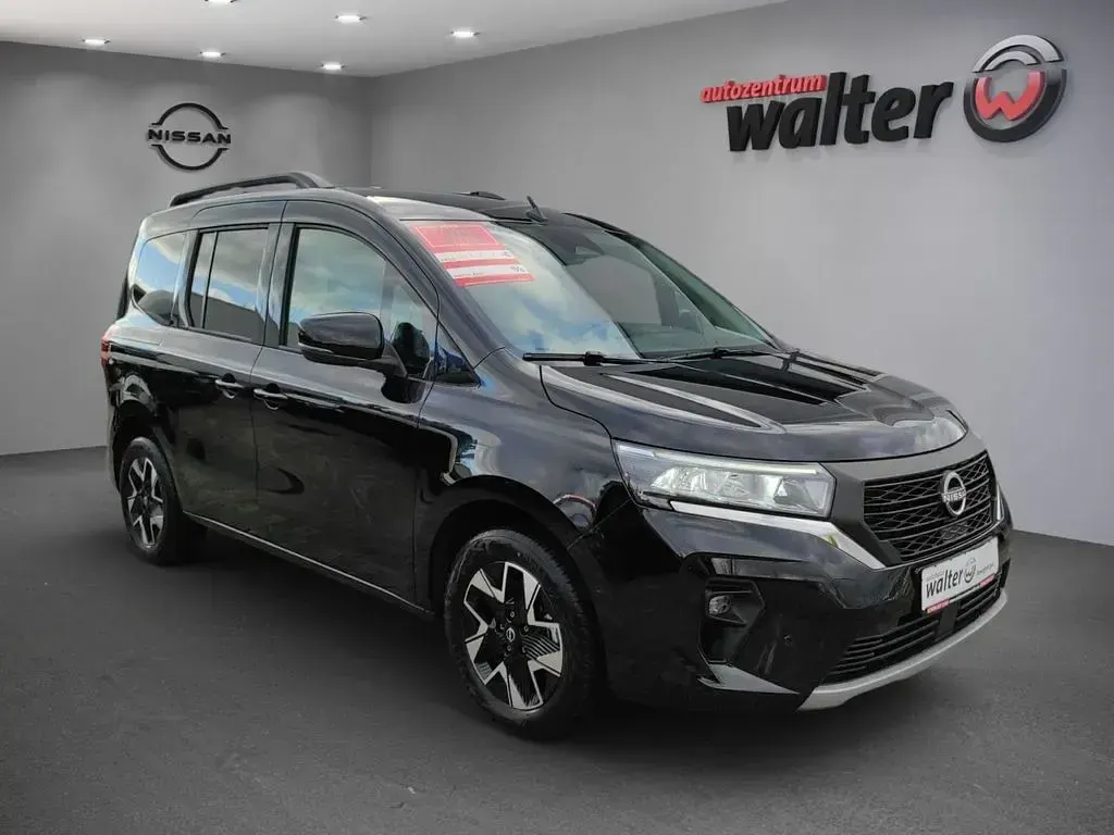 Neu Nissan Townstar N-Connecta 131 PS (96 kW) 2025 Schwarz Kombi