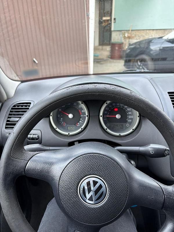 Second-hand VW Polo 2000 Roșu Hatchback