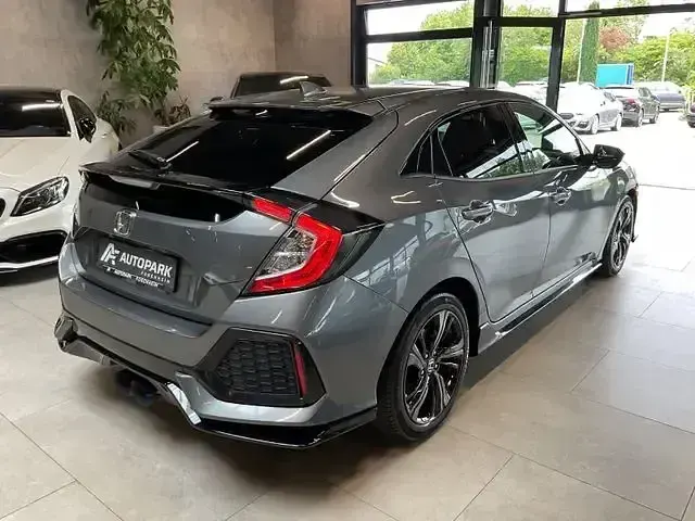 Gebraucht Honda Civic Sport 182 PS (133 kW) 2018 Polished metal m. Limousine