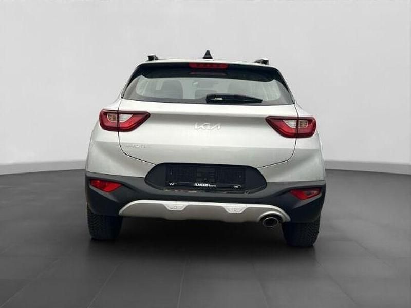 Gebraucht Kia Stonic Vision 101 PS (74 kW) 2024 Silber SUV