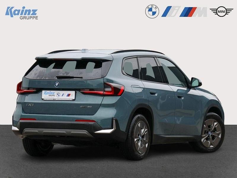 Gebraucht BMW iX1 Sport Line 150 kW (204 PS) 2024 Cape york gruen SUV