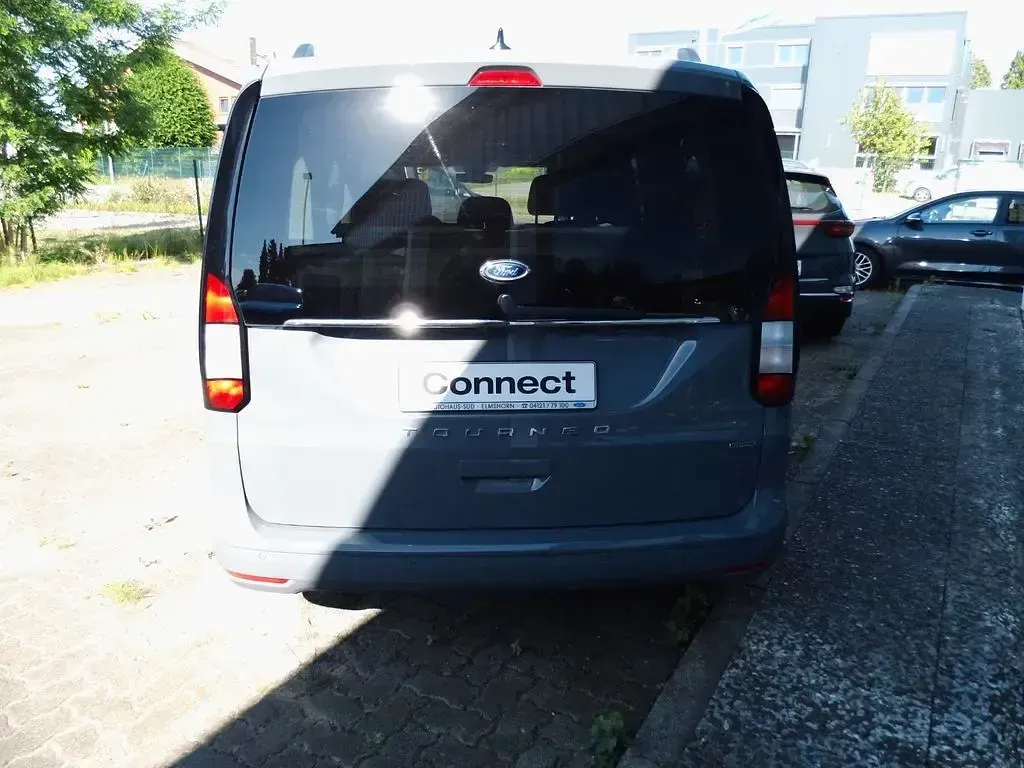 Gebraucht Ford Grand Tourneo Connect Titanium 116 PS (85 kW) 2025 Grau Van / Kleinbus