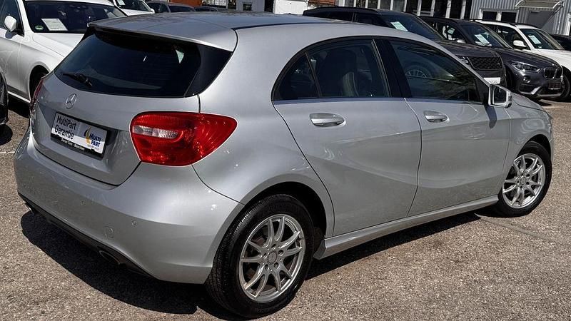Gebraucht Mercedes A200 156 PS (114 kW) 2012 Silber Limousine