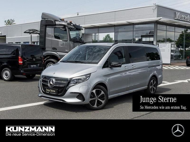 Hightechsilber metallic metallic Gebraucht 2024 Mercedes EQV300 Avantgarde Van / Kleinbus | 58.950 € - Bild 1/4