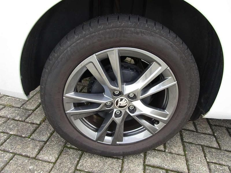 Gebraucht Skoda Fabia Style 110 PS (80 kW) 2023 Weiß Kleinwagen