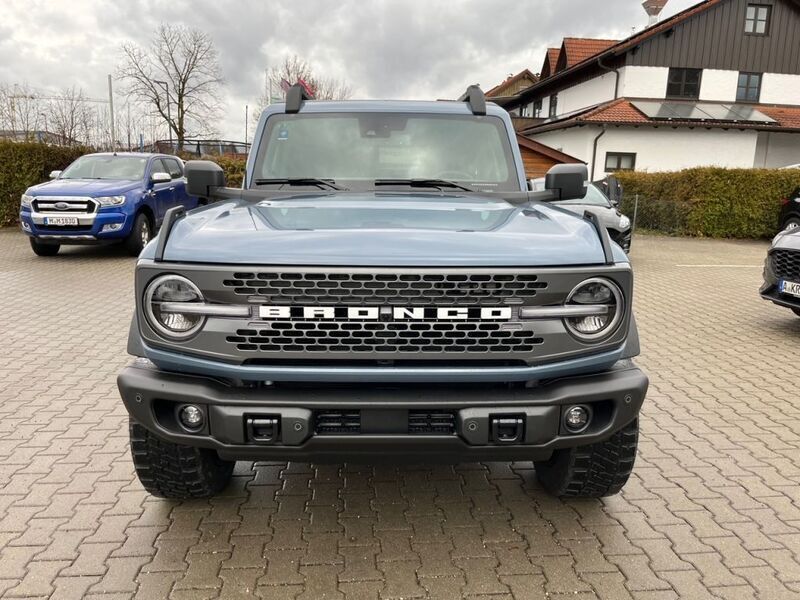 Grau Gebraucht 2023 Ford Bronco SUV | 59.950 € (Etwas zu teuer) - Bild 1/4
