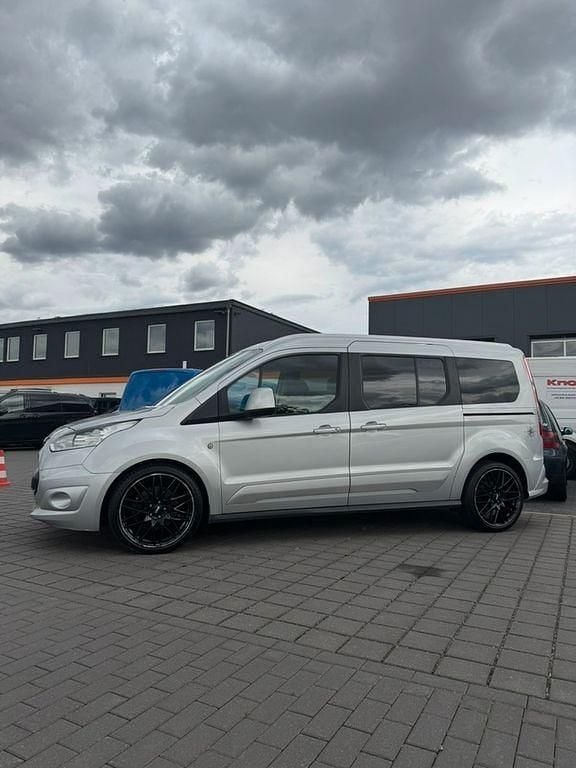 Gebraucht Ford Tourneo Connect 120 PS (88 kW) 2017 Silber Van / Kleinbus
