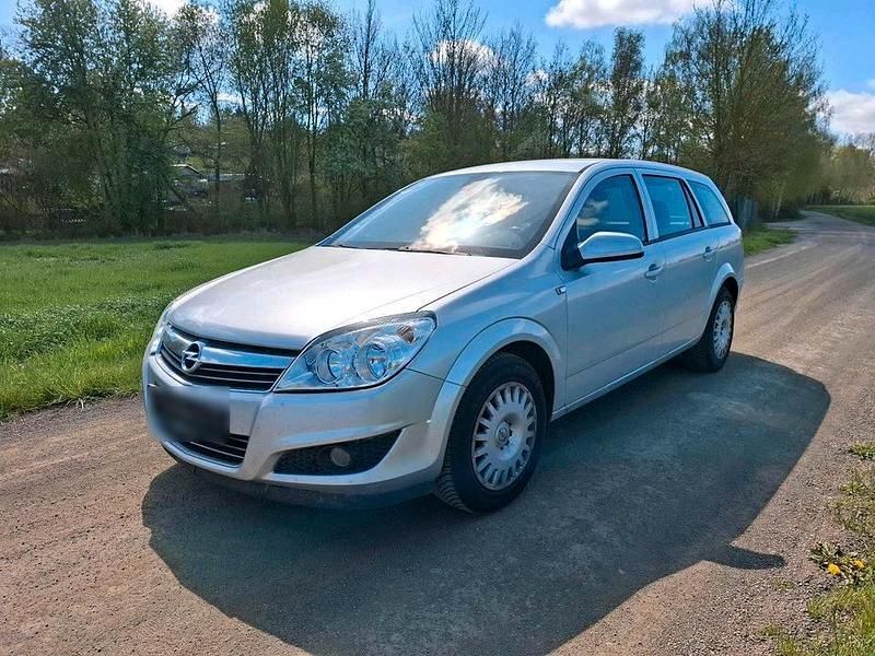 Usata Opel Astra 90 CV (66 kW) 2009 Argento Station wagon