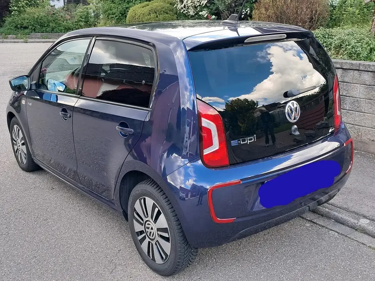 Gebraucht VW e-up! 60 kW (82 PS) 2016 Blau Kleinwagen