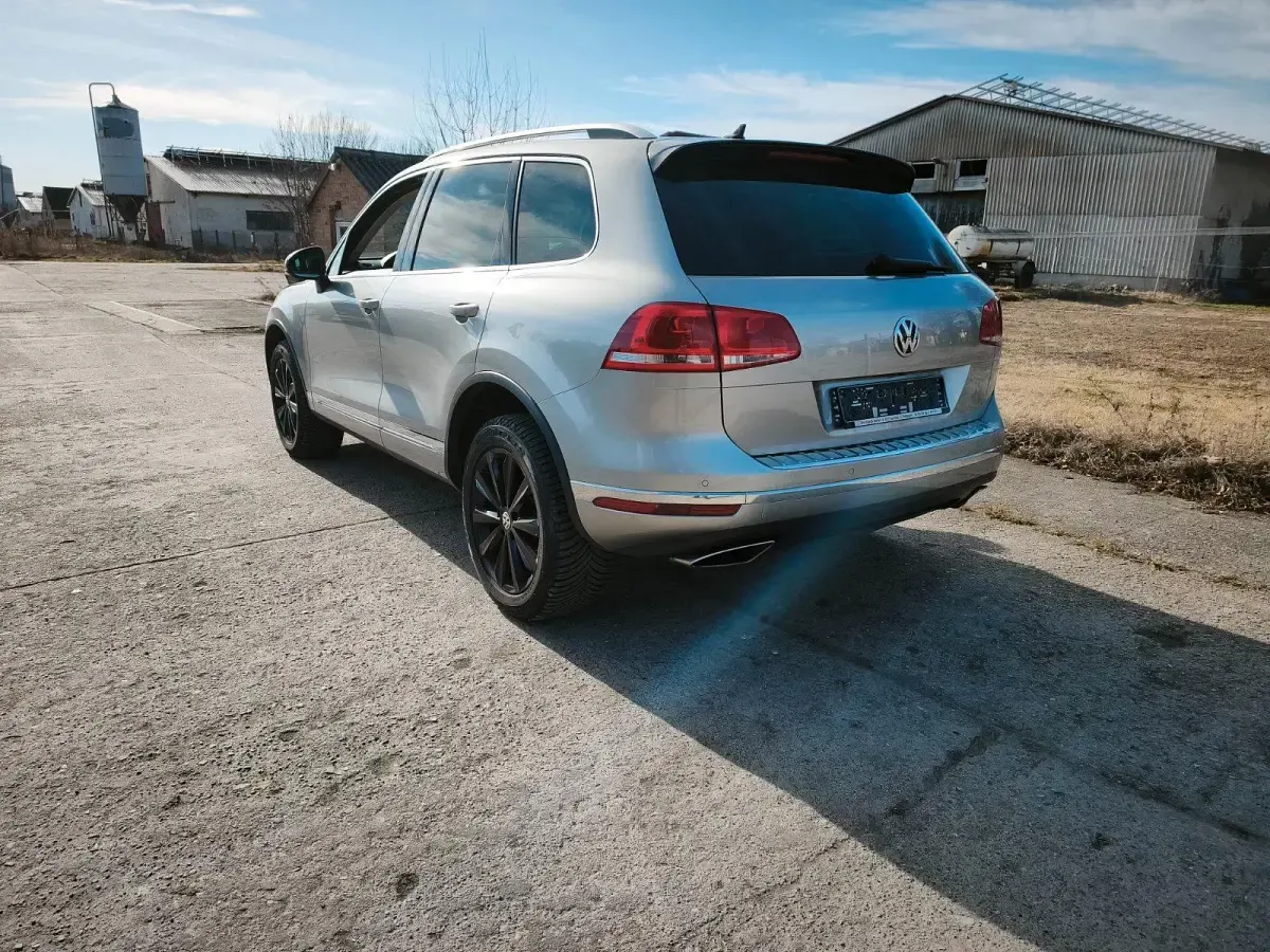Gebraucht VW Touareg 263 PS (193 kW) 2015 SUV