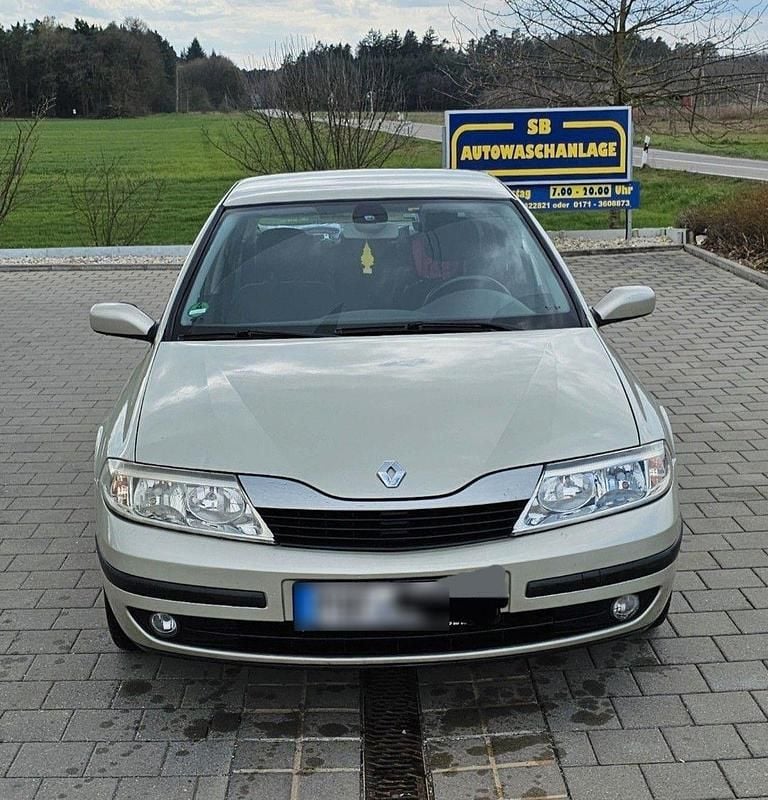 Gebraucht Renault Laguna II Expression 107 PS (78 kW) 2004 Gelb Limousine