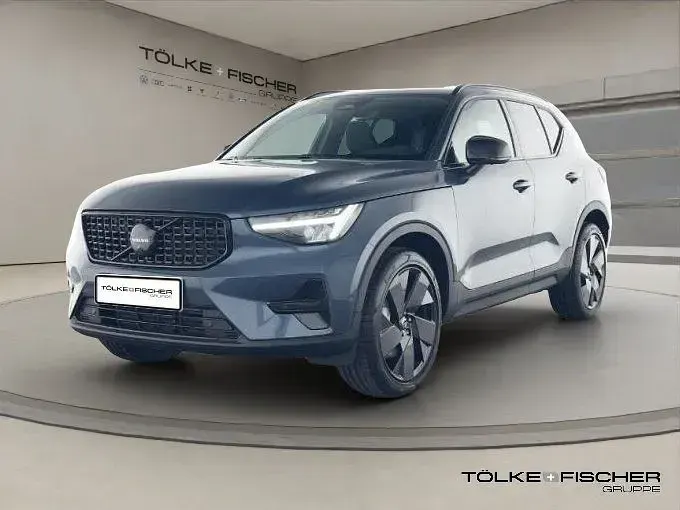 Gebraucht Volvo XC40 Plus 197 PS (144 kW) 2025 Blau SUV