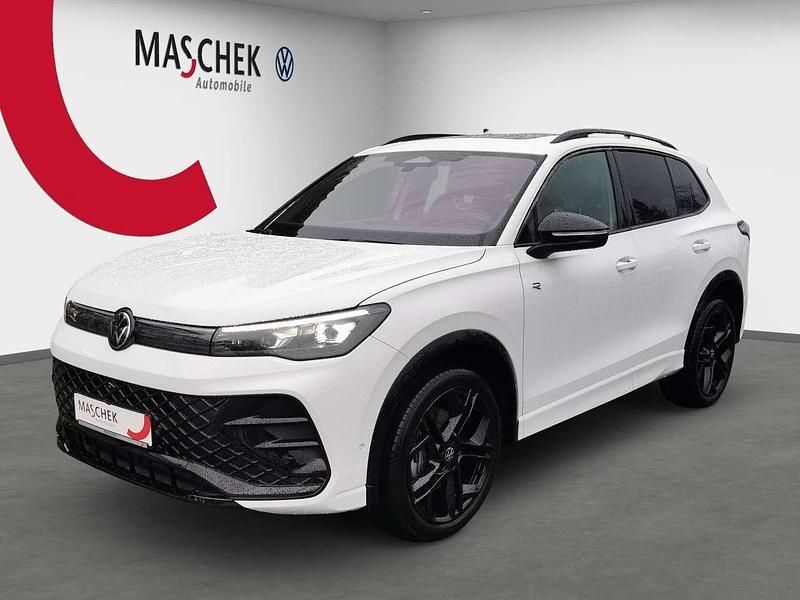 Pure white Gebraucht 2024 VW Tiguan R-line SUV | 50.950 € (Superpreis) - Bild 1/4