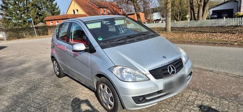 Gebraucht Mercedes A180 2009 Silber Kleinwagen