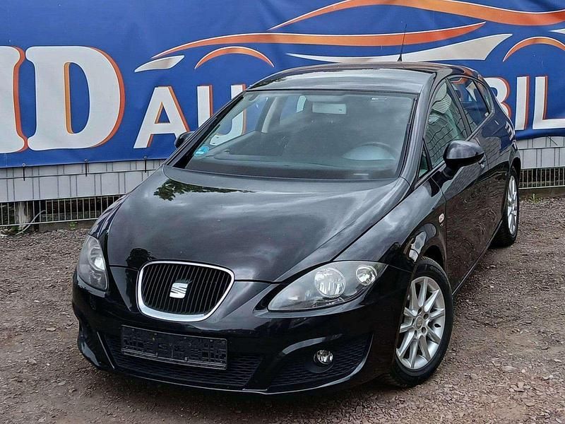 Schwarz Gebraucht 2010 Seat Leon Stylance Kleinwagen | 3.990 € (Fairer Preis) - Bild 1/4
