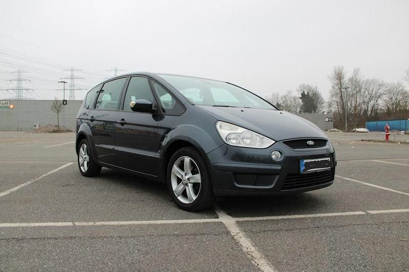 Grau Gebraucht 2006 Ford S-MAX S Van / Kleinbus | 2.900 € (Guter Preis) - Bild 1/4