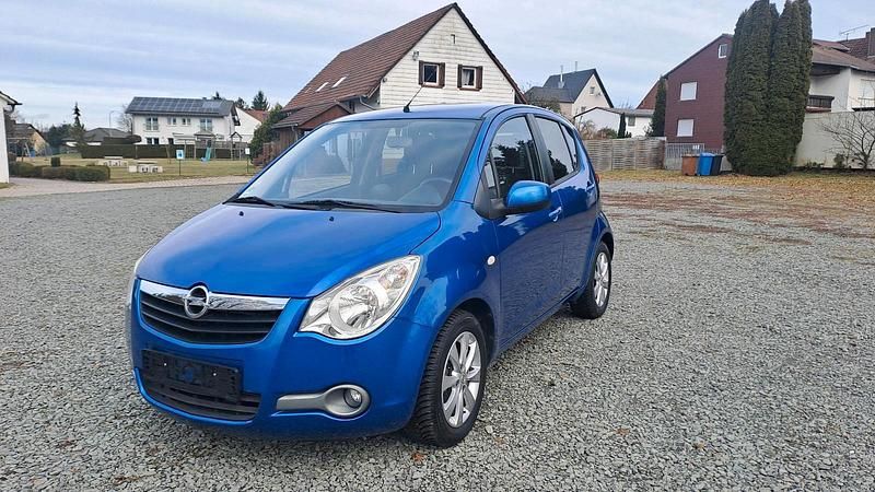 Gebraucht Opel Agila 94 PS (69 kW) 2013 Blau Kleinwagen