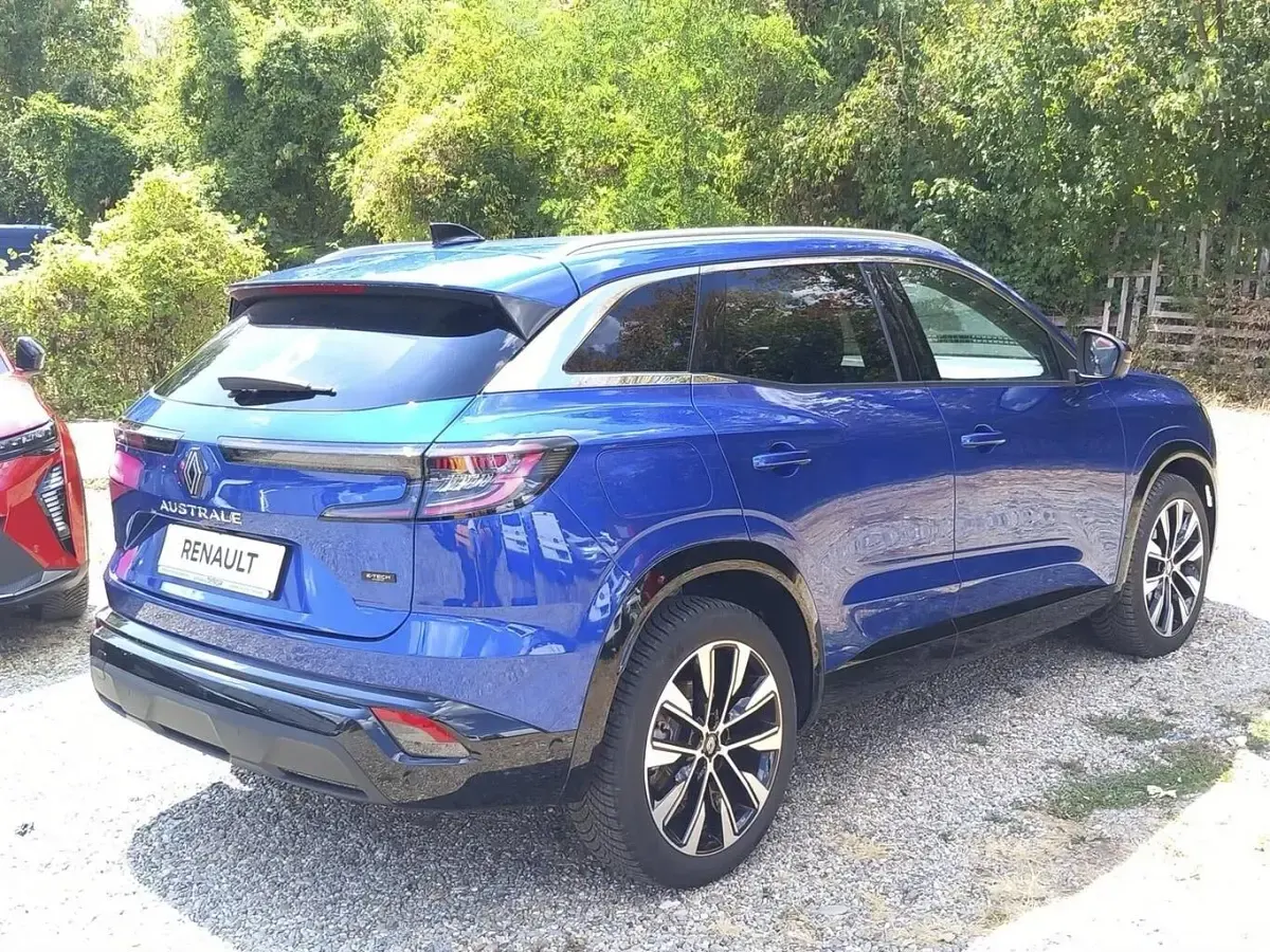 Gebraucht Renault Austral Techno 131 PS (96 kW) 2023 Ironblau metallic SUV