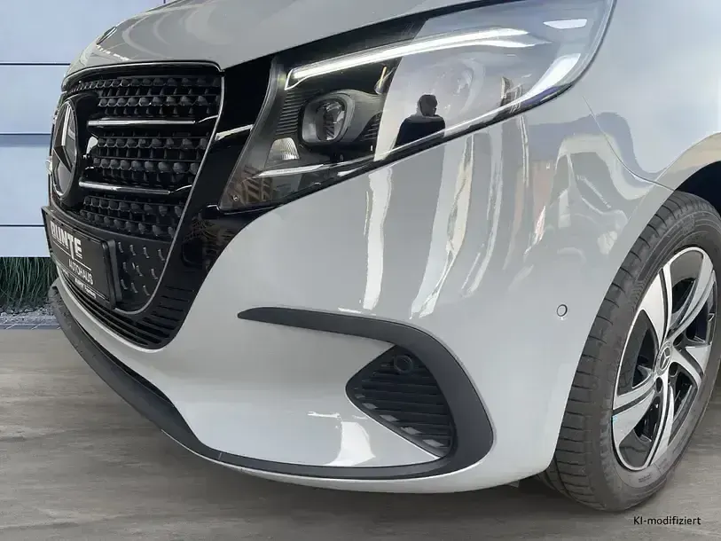 Gebraucht Mercedes V250 Style 190 PS (139 kW) 2025 Alpingrau (grau) Van / Kleinbus