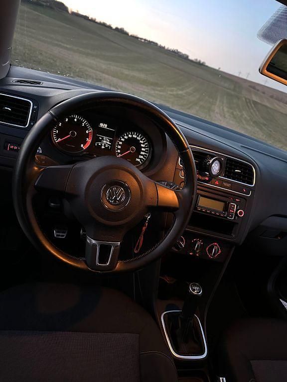 Gebraucht VW Polo Comfortline 69 PS (50 kW) 2011 Grau Kleinwagen