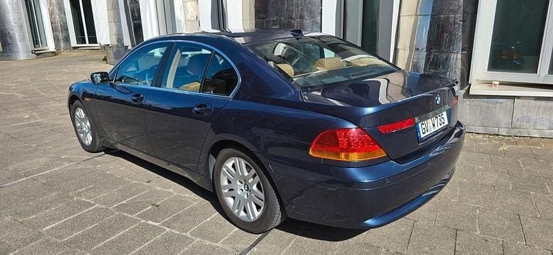 Gebraucht BMW 735 272 PS (200 kW) 2002 Blau Limousine