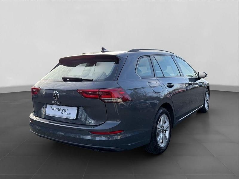 Gebraucht VW Golf VIII Life 110 PS (80 kW) 2021 Grau Kombi