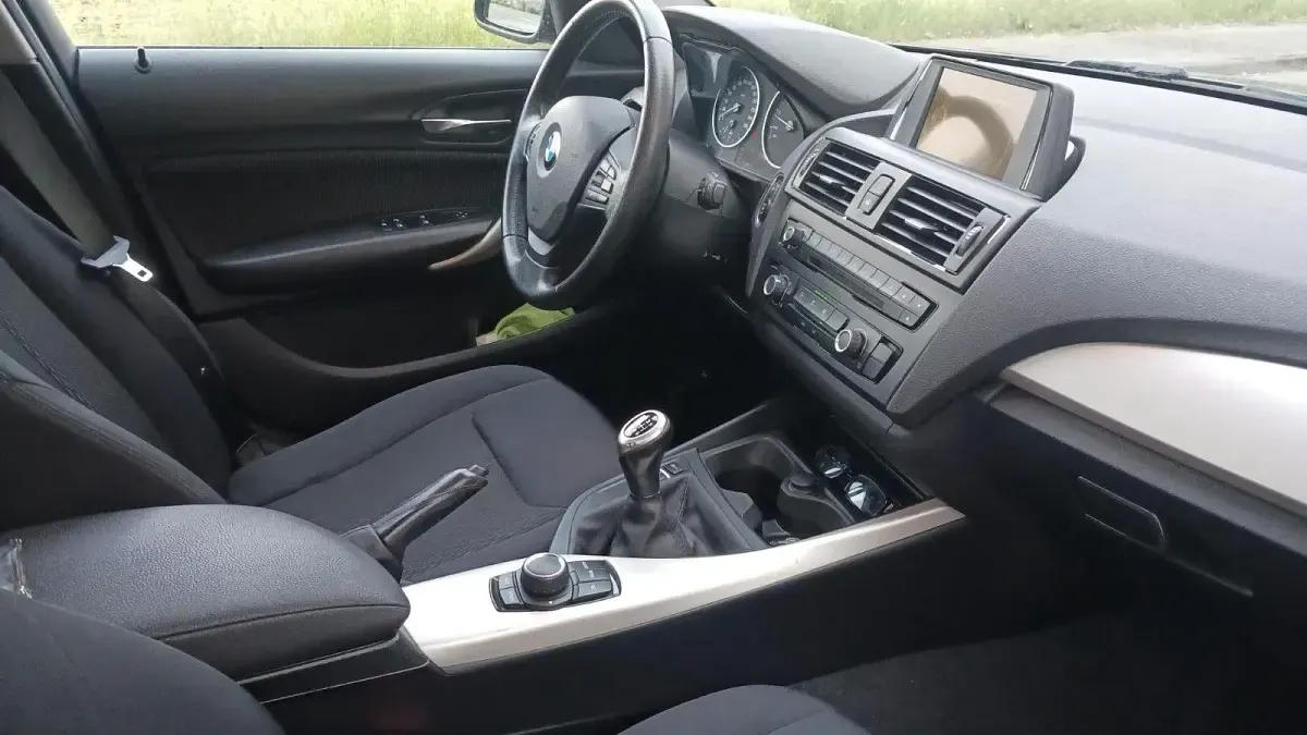 Gebraucht BMW 116 136 PS (100 kW) 2014 Schwarz Kleinwagen