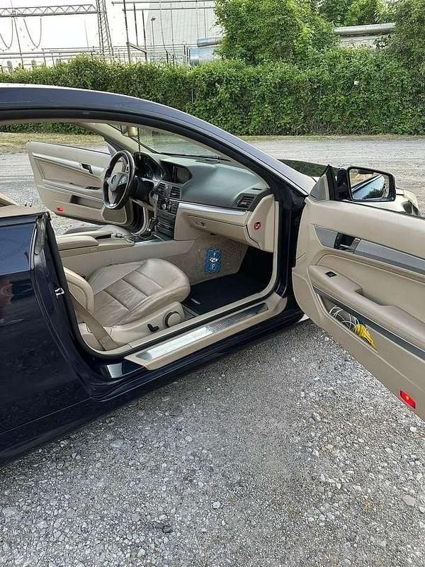 Gebraucht 2011 Mercedes E350 Elegance Coupé | 10.500 € (Fairer Preis) - Bild 1/4