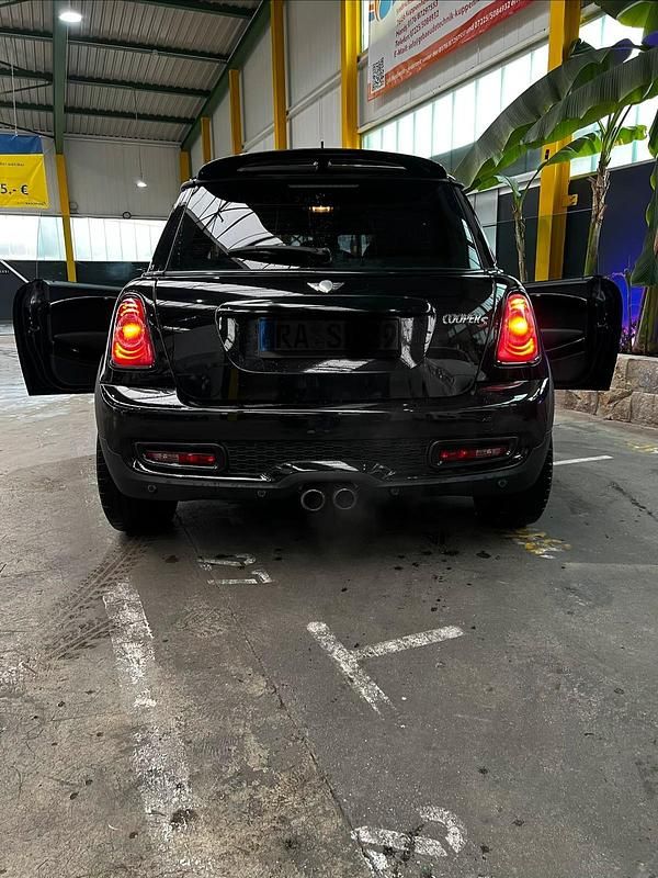 Gebraucht Mini Cooper S 184 PS (135 kW) 2011 Schwarz Kleinwagen