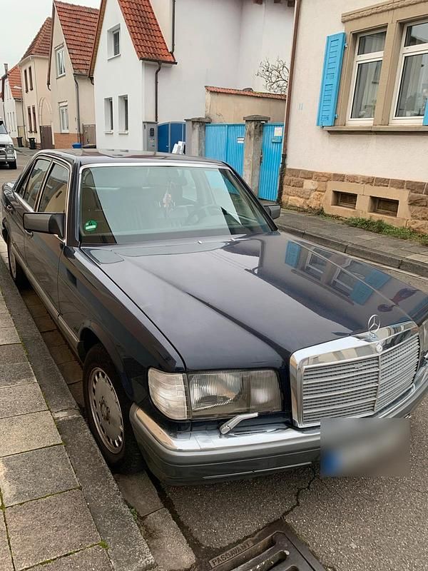 Gebraucht Mercedes E500 265 PS (194 kW) 1988 Blau Limousine