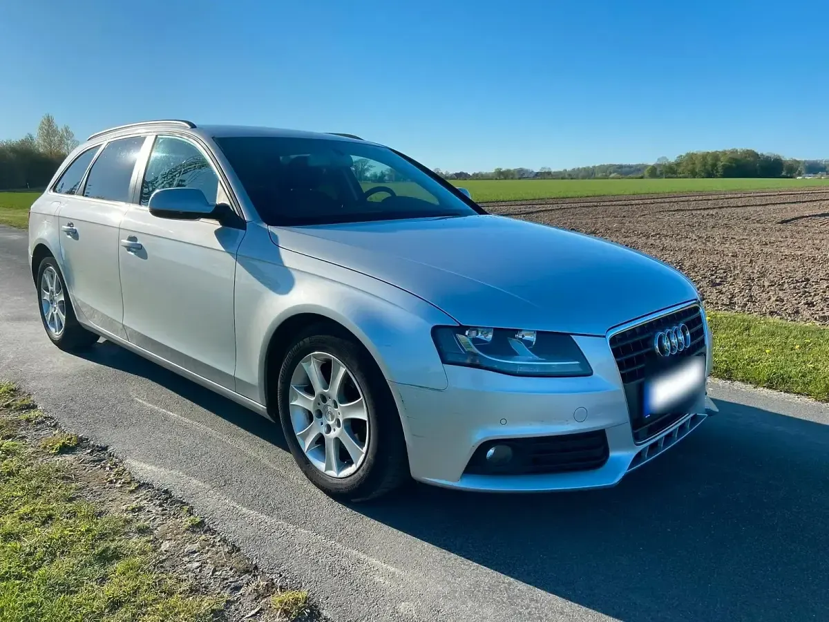 Gebraucht Audi A4 143 PS (105 kW) 2011 Silber Kombi