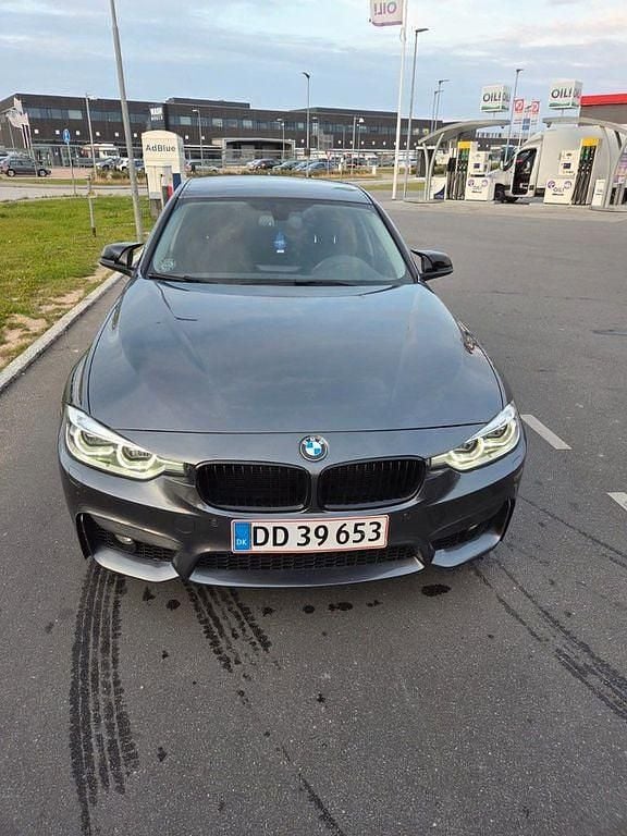 Gebraucht BMW 320 Advantage 190 PS (139 kW) 2018 Grau Limousine