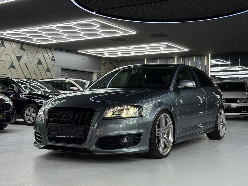 Grau Gebraucht 2009 Audi S3 Sport Limousine | 13.990 € (Fairer Preis) - Bild 1/4