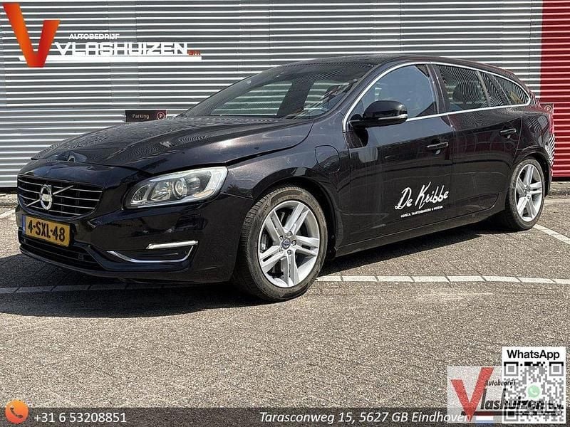 Schwarz Gebraucht 2013 Volvo V60 Summum Kombi | 5.880 € (Guter Preis) - Bild 1/4