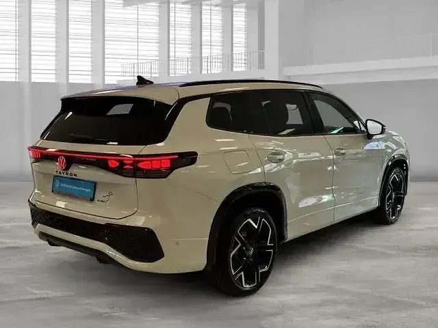 Usata VW Tayron R-line 272 CV (200 kW) 2025 Bianco SUV