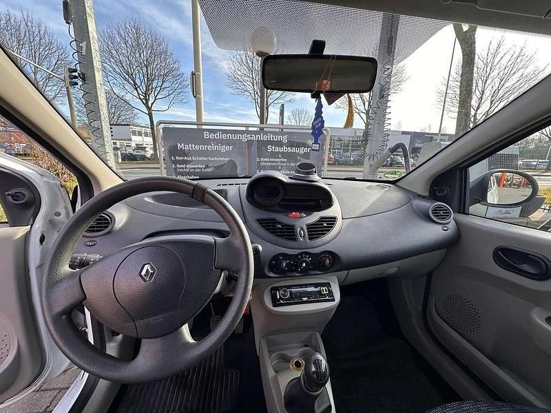 Gebraucht Renault Twingo Expression 58 PS (42 kW) 2009 Weiß Kleinwagen