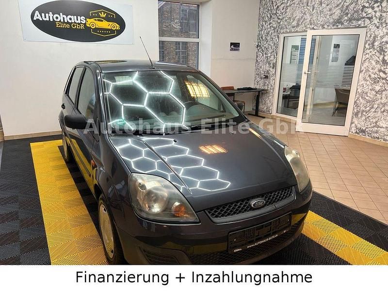 Gebraucht Ford Fiesta Ambiente 69 PS (50 kW) 2007 Grau Kleinwagen