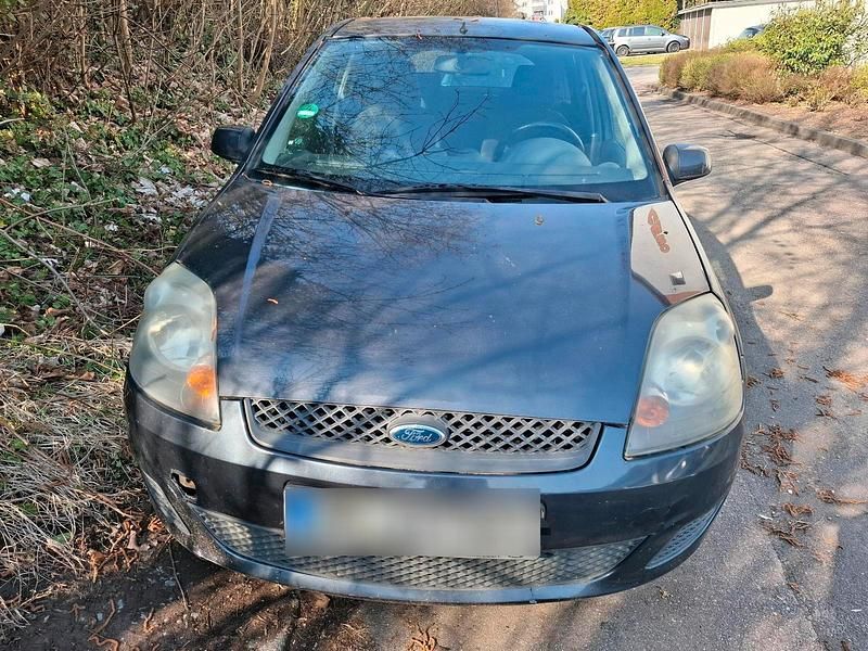 Gebraucht Ford Fiesta 69 PS (50 kW) 2007 Grau Kleinwagen